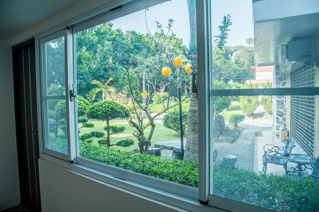 Mountain Homestay 6-8人包棟民宿 Xinhua Экстерьер фото