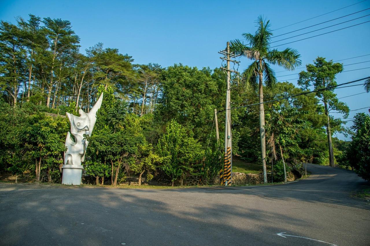 Mountain Homestay 6-8人包棟民宿 Xinhua Экстерьер фото